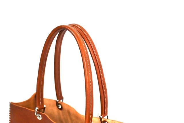 toss（ﾄｽ）camel