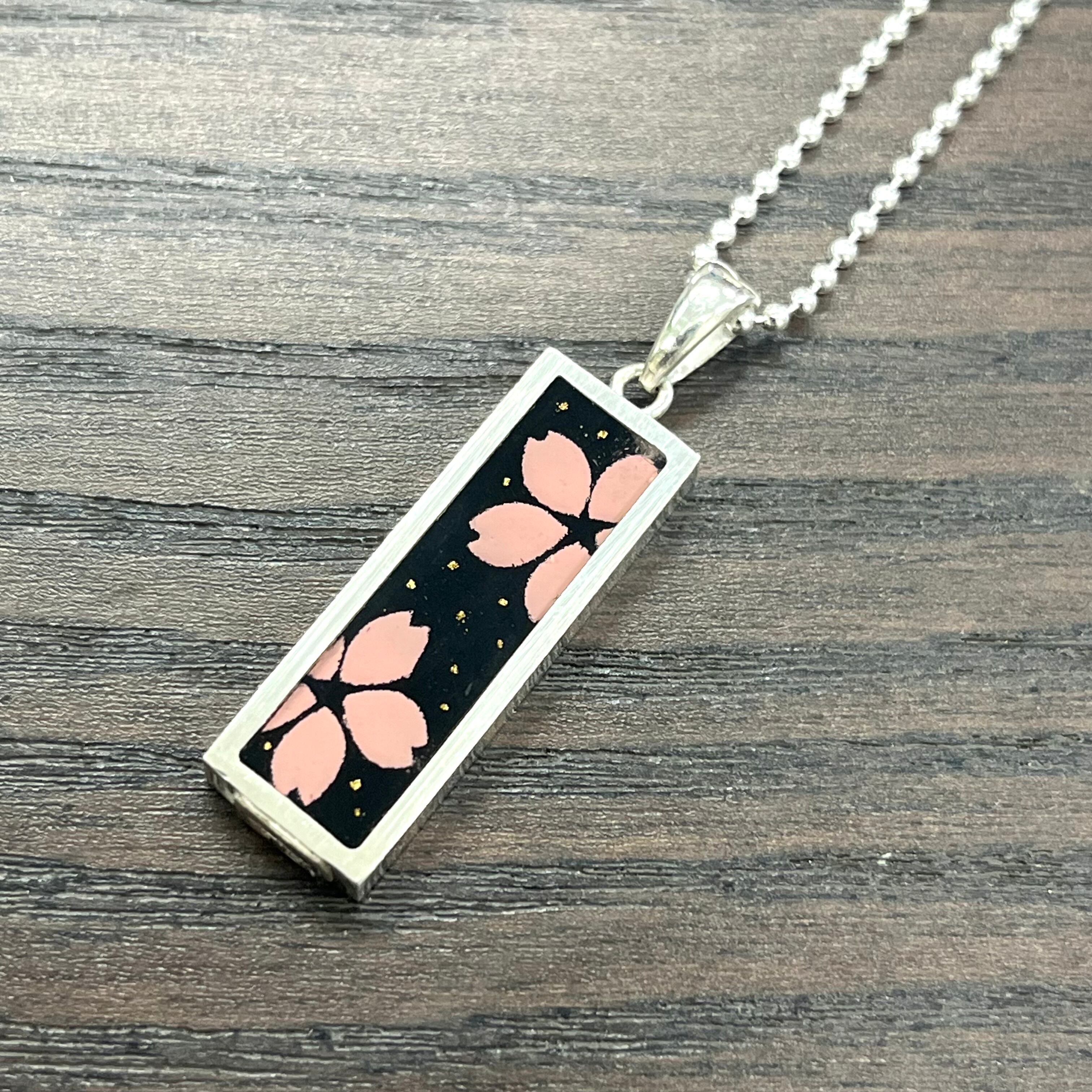 風車】 印傳 着物生地 和柄 リバーシブル シルバー ネックレス | 風 車