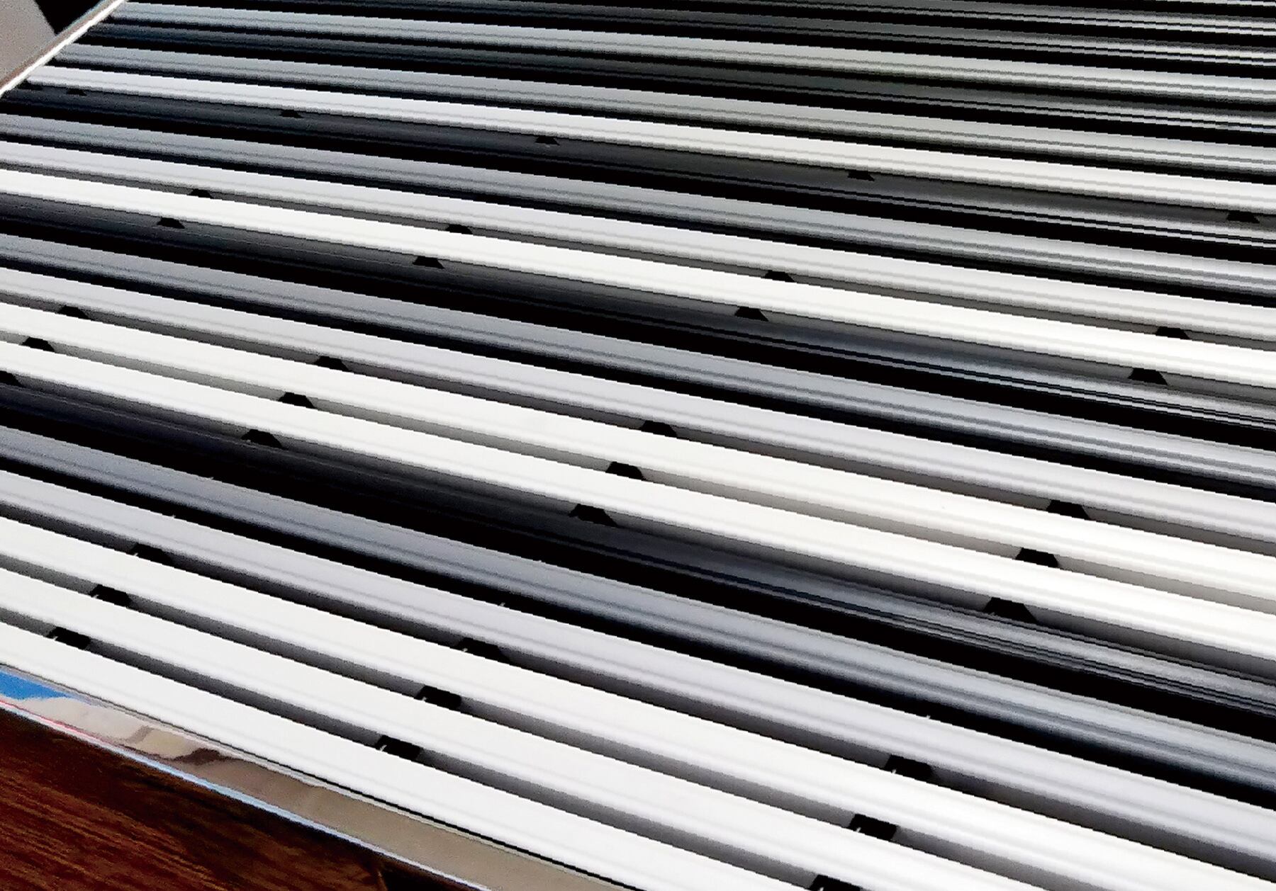 GRSJ-20W201】セーフティグレーチング ノンスリップ樹脂製（順目