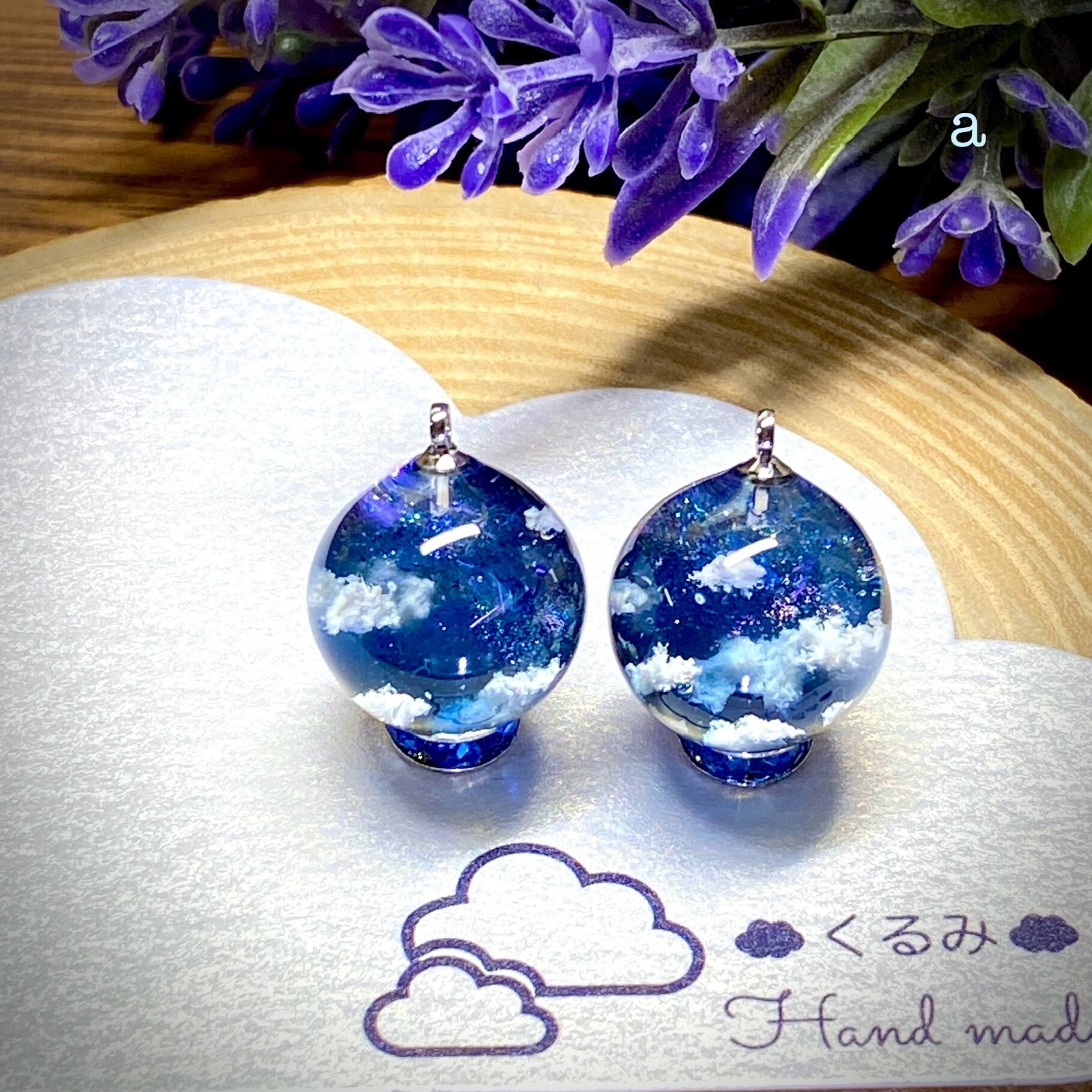 レジンピアス イヤリング 夜空と天の川 まん丸 14mm a