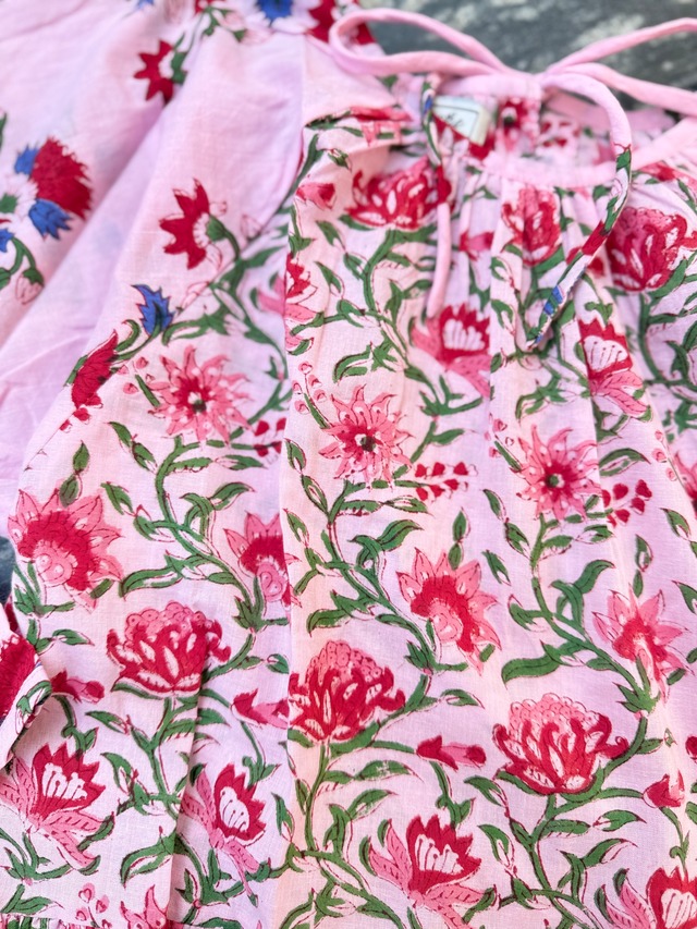 saruche ブロックプリント Raglan ギャザーワンピース Pink | saruche