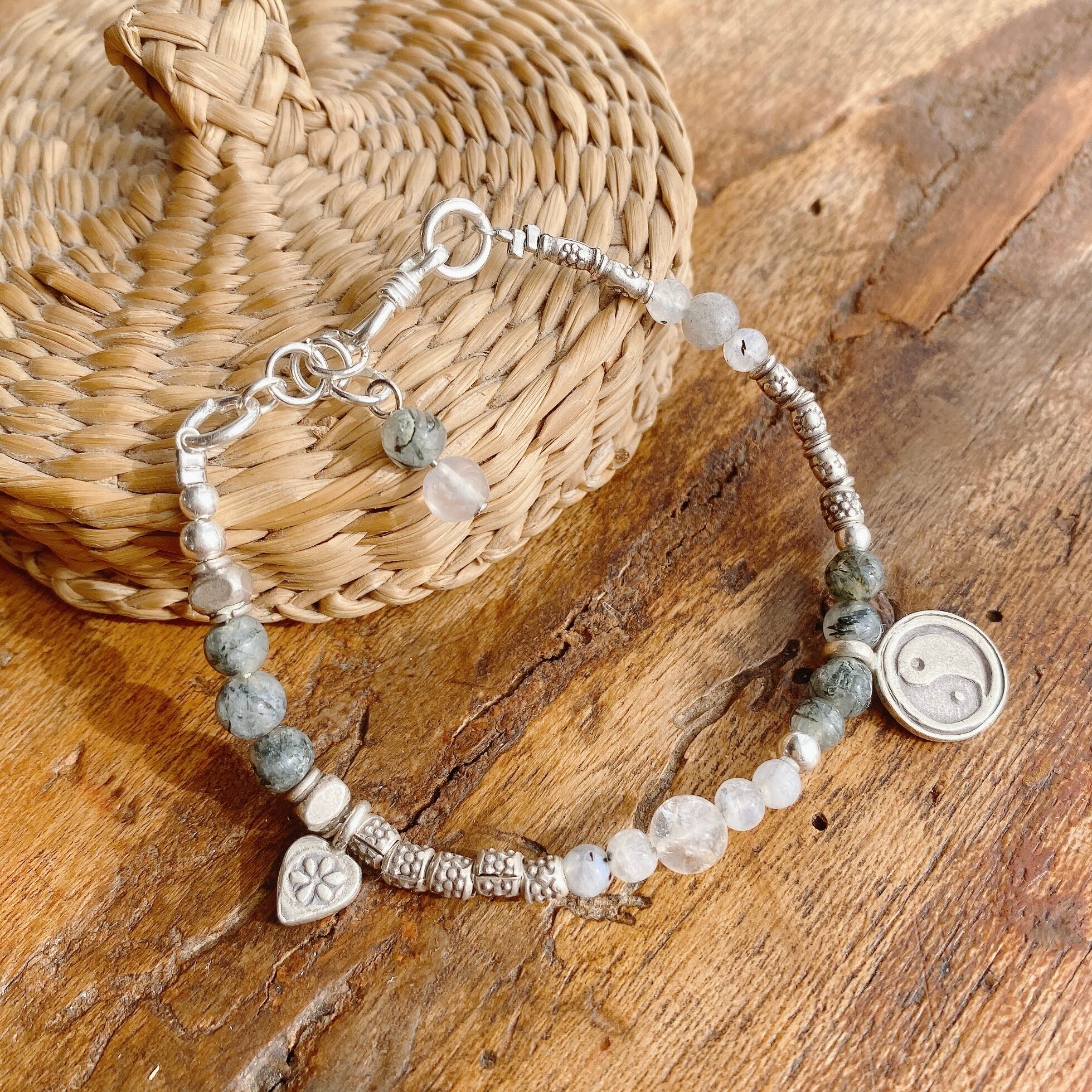 トップクォリティ]ホワイトラブラドライトブレスレット/レインボー