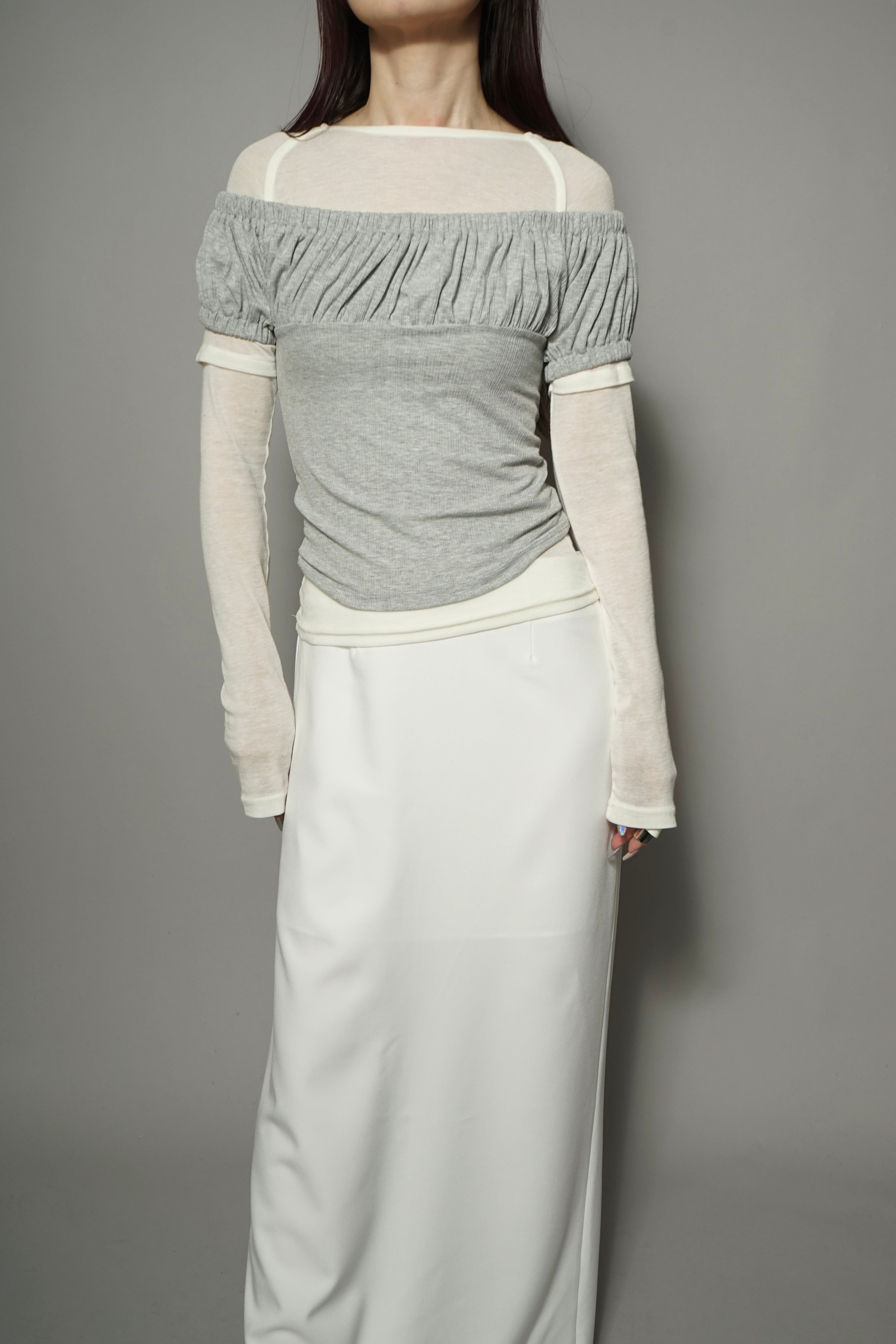 GATHER OFF SHOULDER TOPS (GRAY) 2404-91-950 | HELK