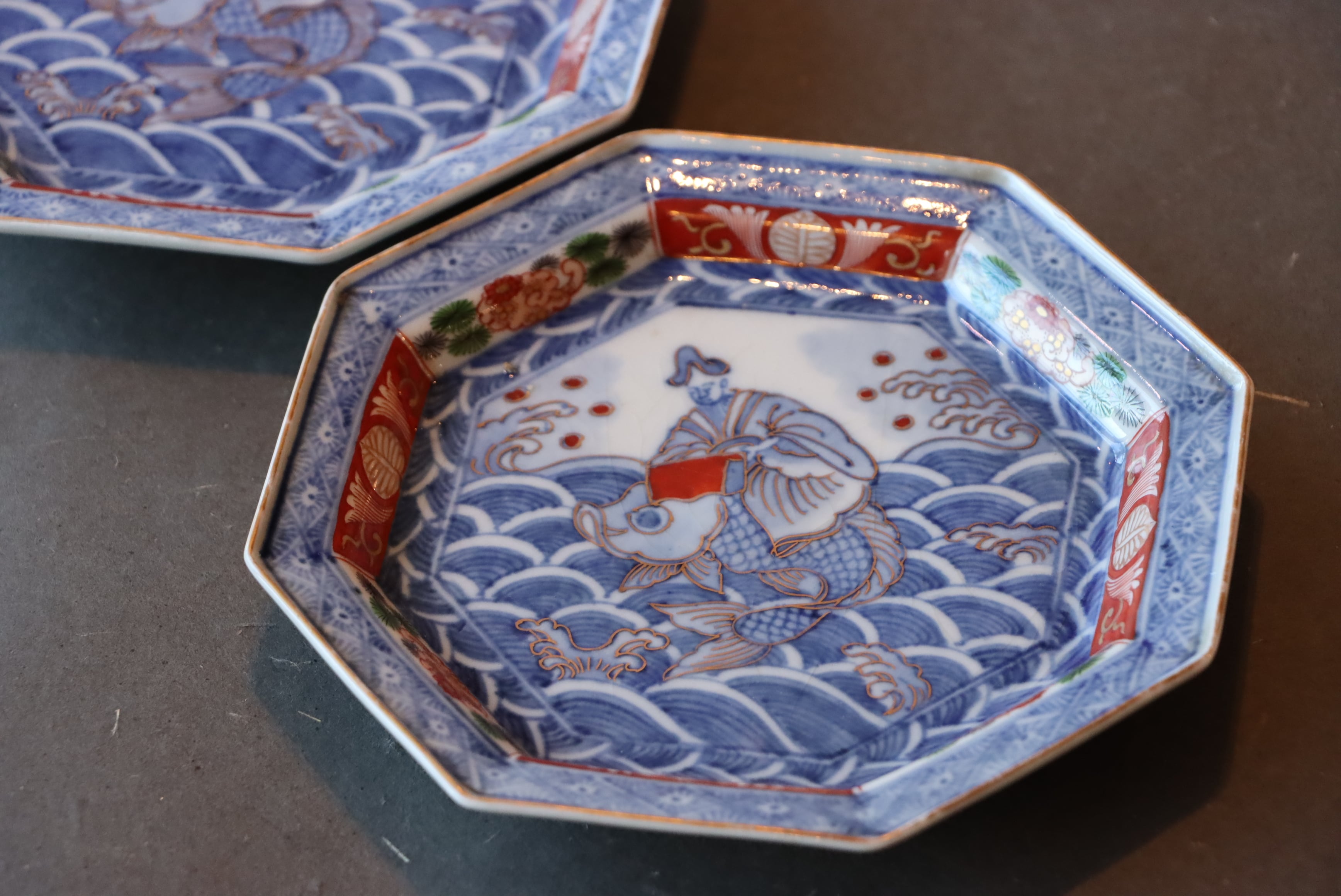 有田焼 古伊万里様式 源右衛門窯 染錦 梅小紋 珈琲碗皿 カップ