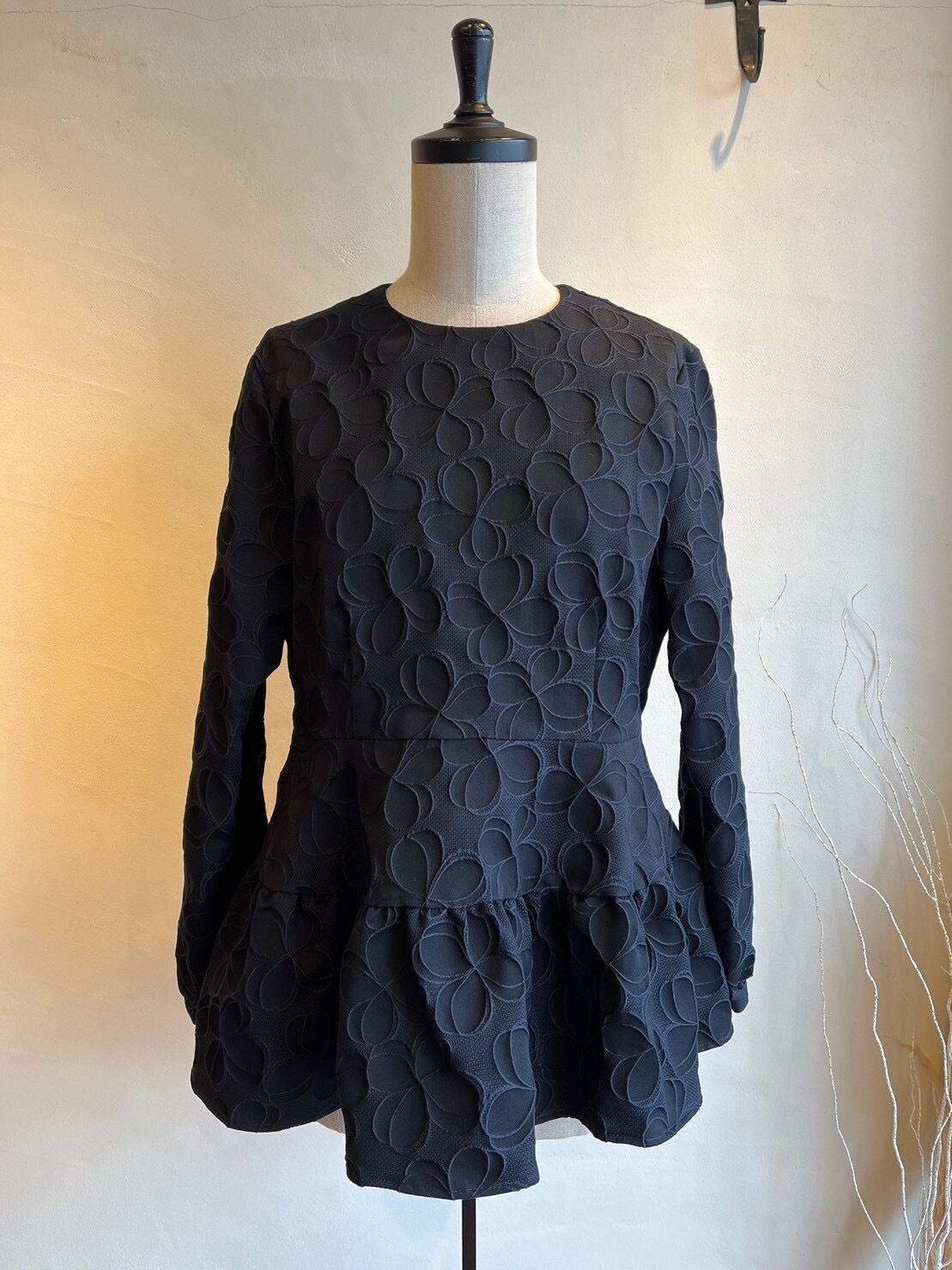 SONO / フラワージャガードブラウス | anouk 