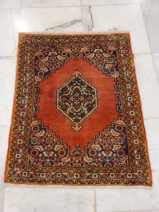 絨毯クエスト54 後編【No.135】※現在、こちらの商品はイランに置いてあります。ご希望の方は先ずは在庫のご確認をお願いします。