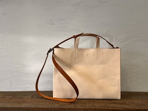 紙袋のようなショルダーバッグ・A4ヨコ