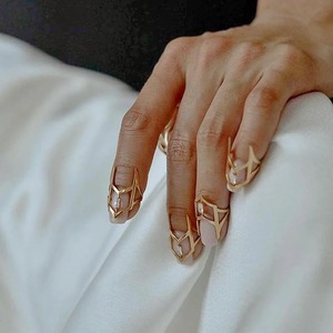 Finger ring -grace-