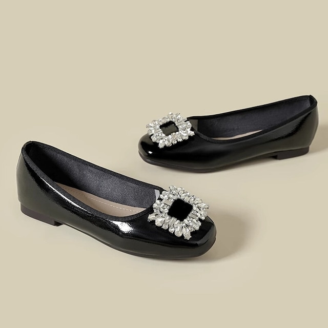 【35-43】Bijou buckle enamel pumps　B1449