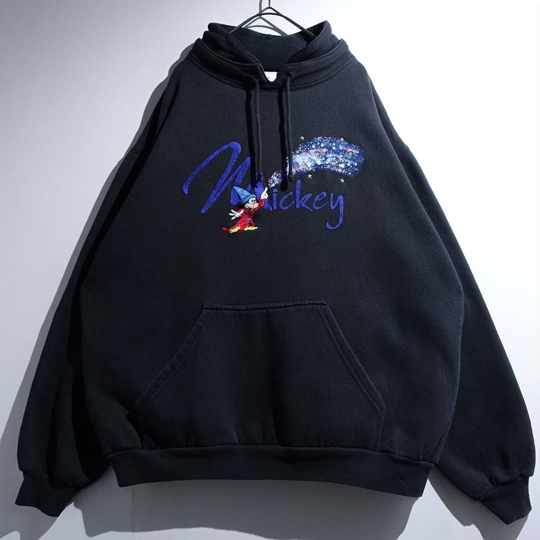 90s "Disney" Black Fantasia Sorcerer Mickey Design Sweat
