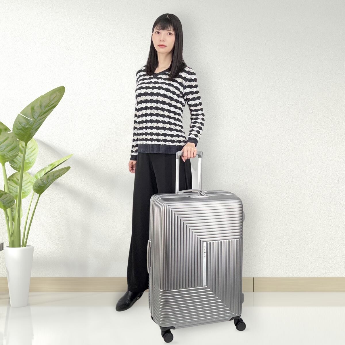 サムソナイトスーツケース アピネックス スピナー69 Mサイズ 拡張機能