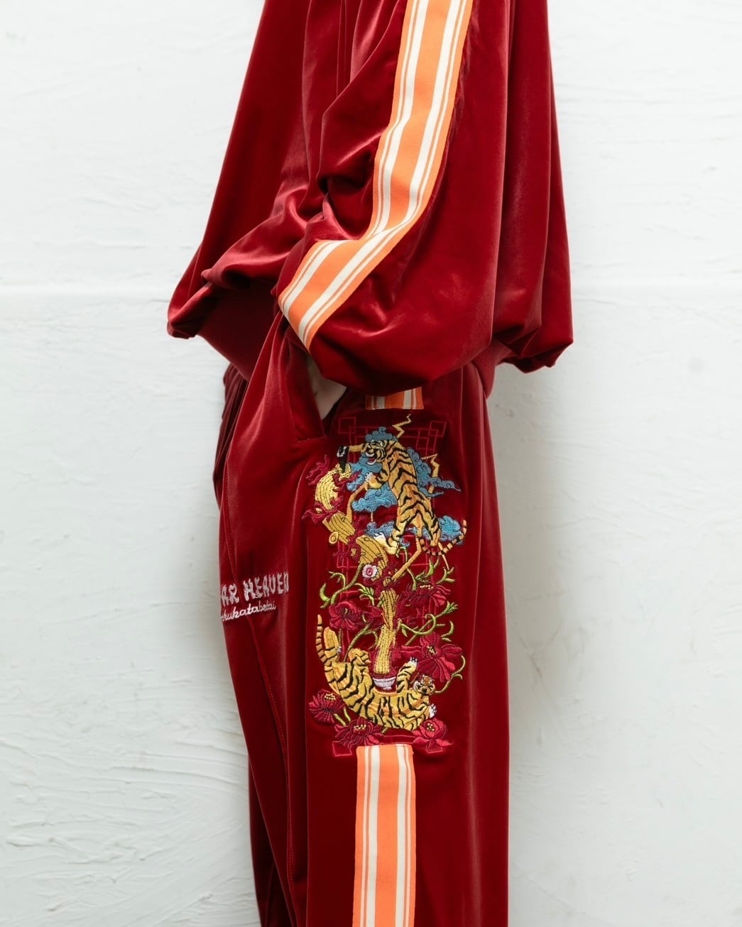チュウカタベタイ Tiger track pants/red Tiger track pants/red | チュウカタベタイ