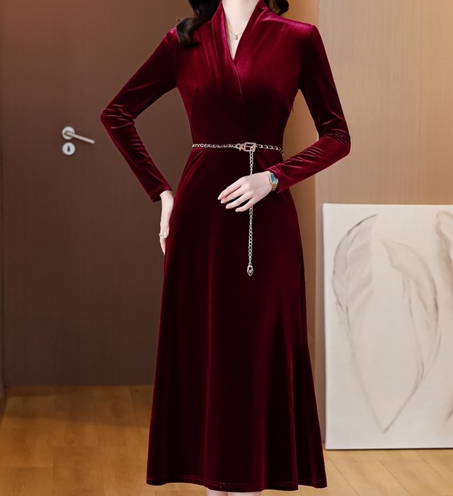 【送料無料】 ワンピース ワンピドレス Vネック 長袖 ハイウエスト チェ―ンベルト スタイルアップ ロング丈 フレアスカート Aライン カシミア きれいめ フォーマル エレガント 大人可愛い おしゃれ 存在感 フェミニン ガーリー 韓国風 オルチャン 人気 トレンド 新作 春 20代 30代 40代 50代 お出かけ イベント 旅行 リゾート デート ママ デイリー オフィス OL 通勤 通学 普段着 着回し インスタ映え 70390