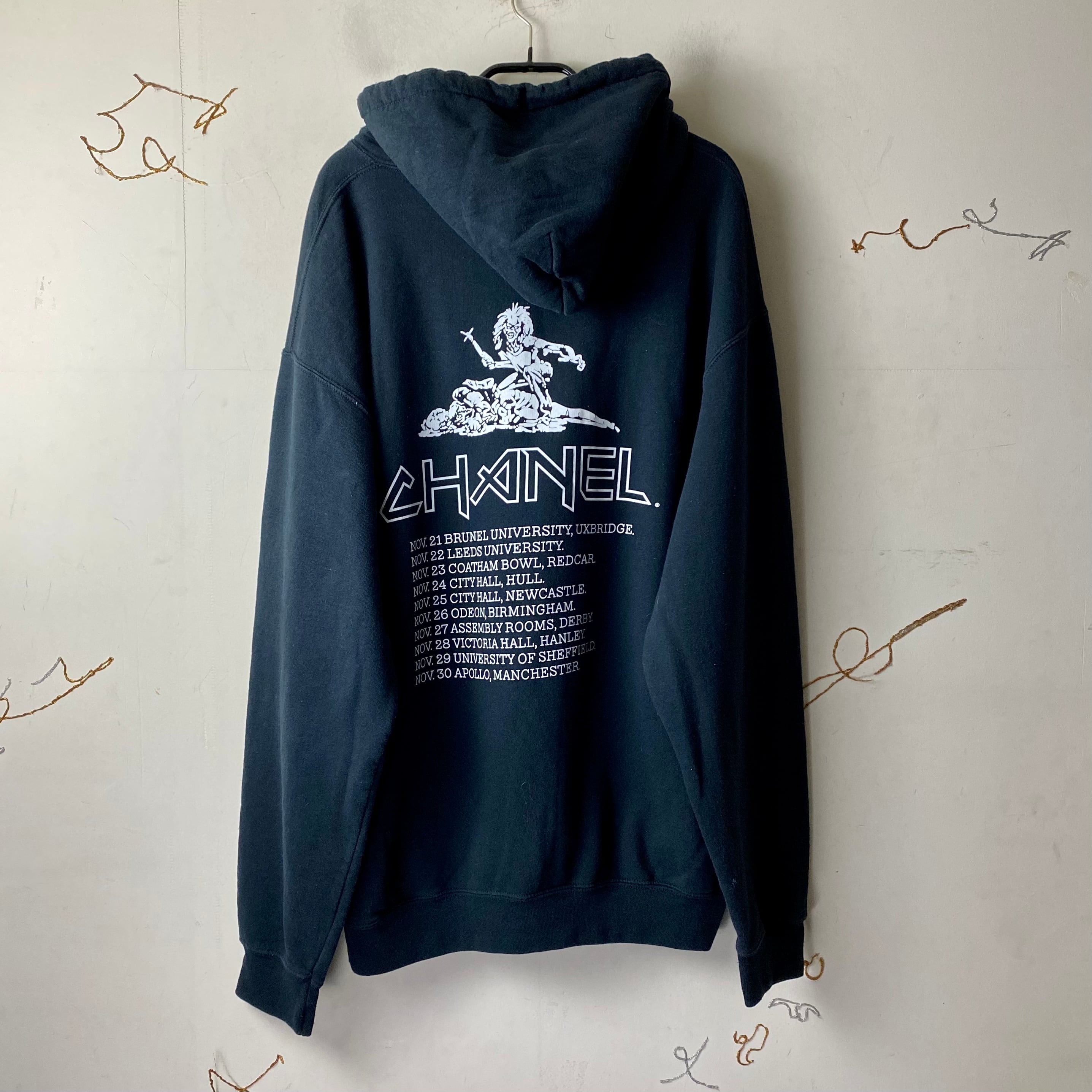 ファッションパッションジャンキーシャネルブリーチパーカー BLEACH parody sweat parka “chanel” | NOIR ONLINE