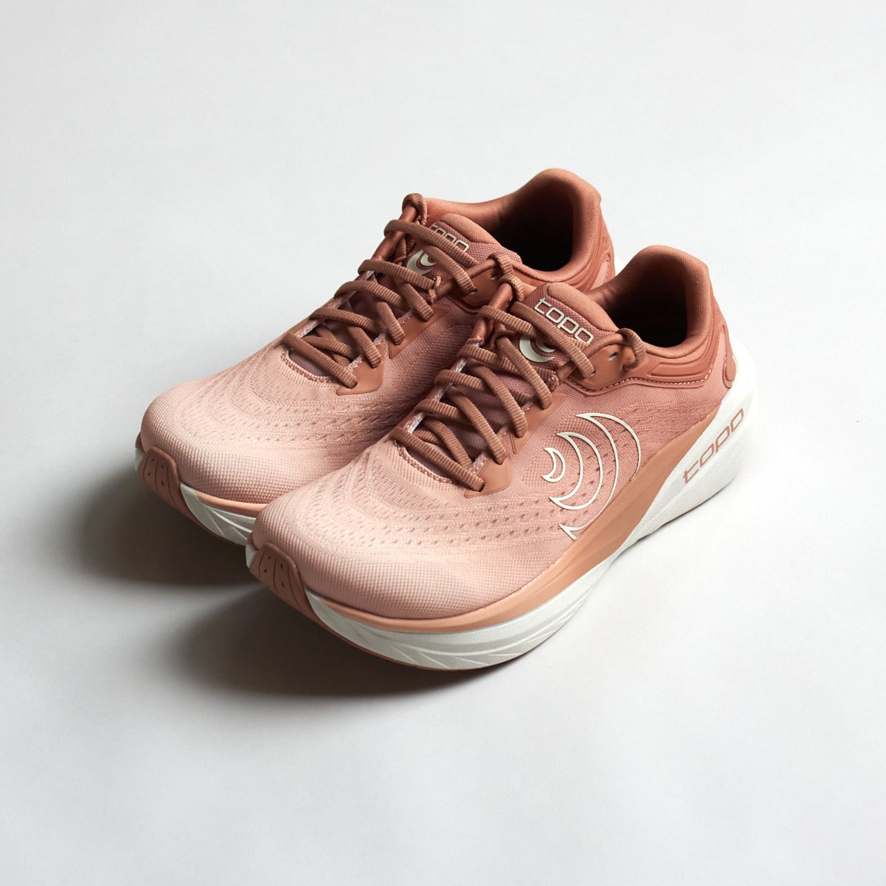 Topo Athletic(トポ アスレチック)PHANTOM 4(ファントム 4)-Clay/Rose(WOMEN)ウィメンズ ロードランニングシューズ