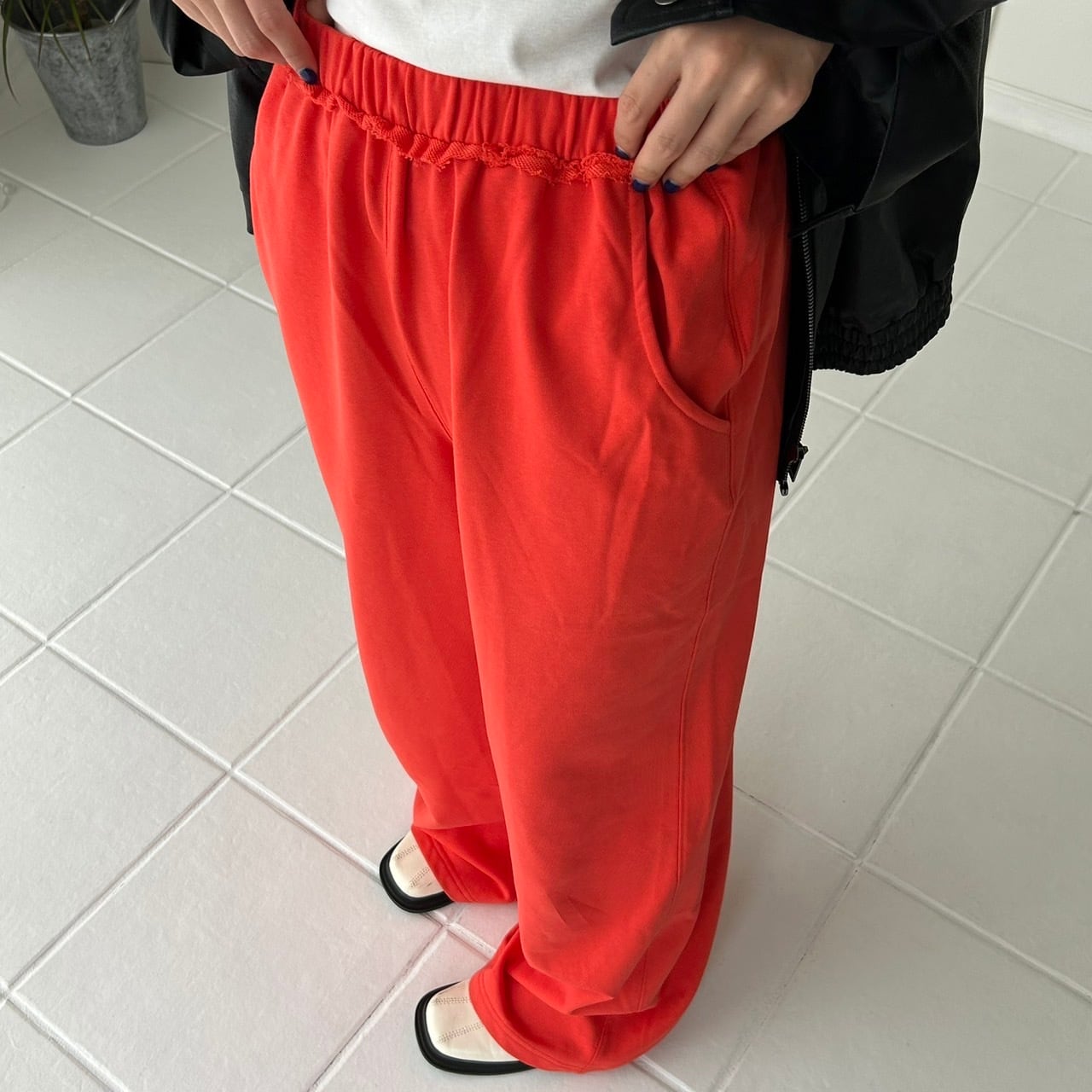 ウエストデザインストレートワイドスウェットパンツ_LN03136