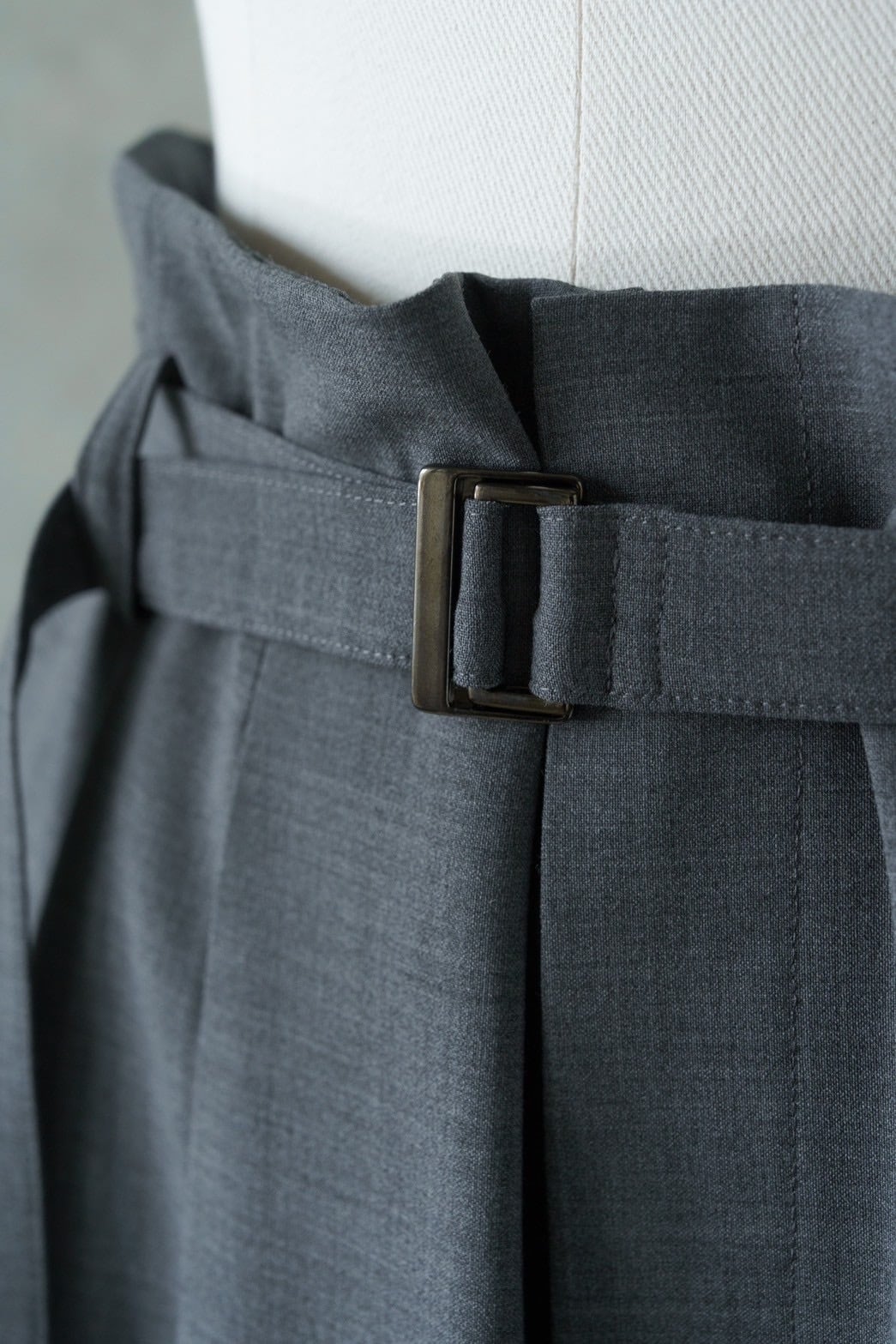 size less pants (charcoal) 10月上旬から10月中旬頃発送 | roughlow