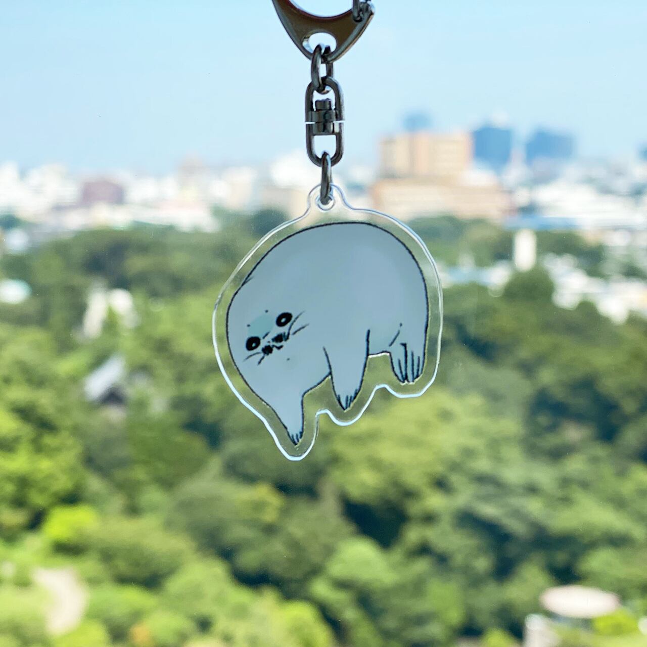 連れ去られもちごまのアクキー | MOCHIGOMA STORE
