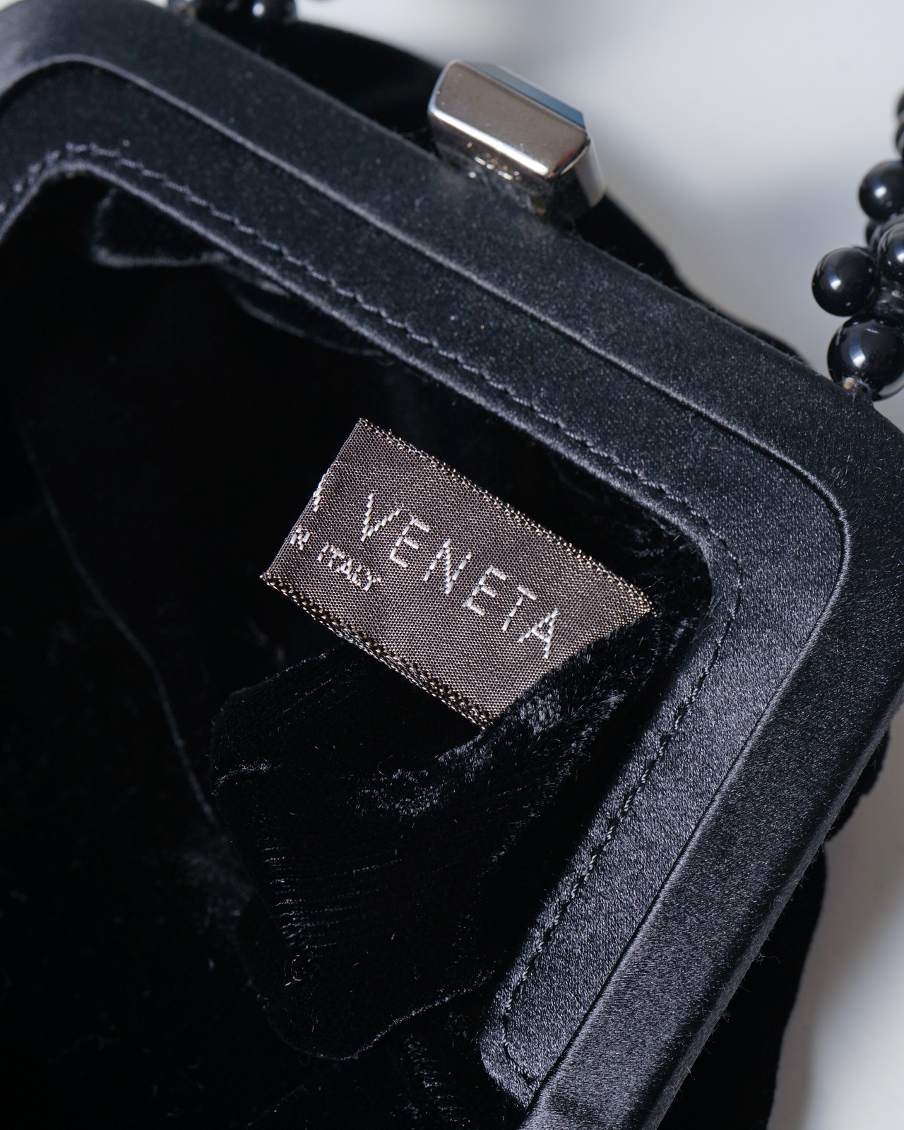 〈BOTTEGA VENETA〉Beads Bag