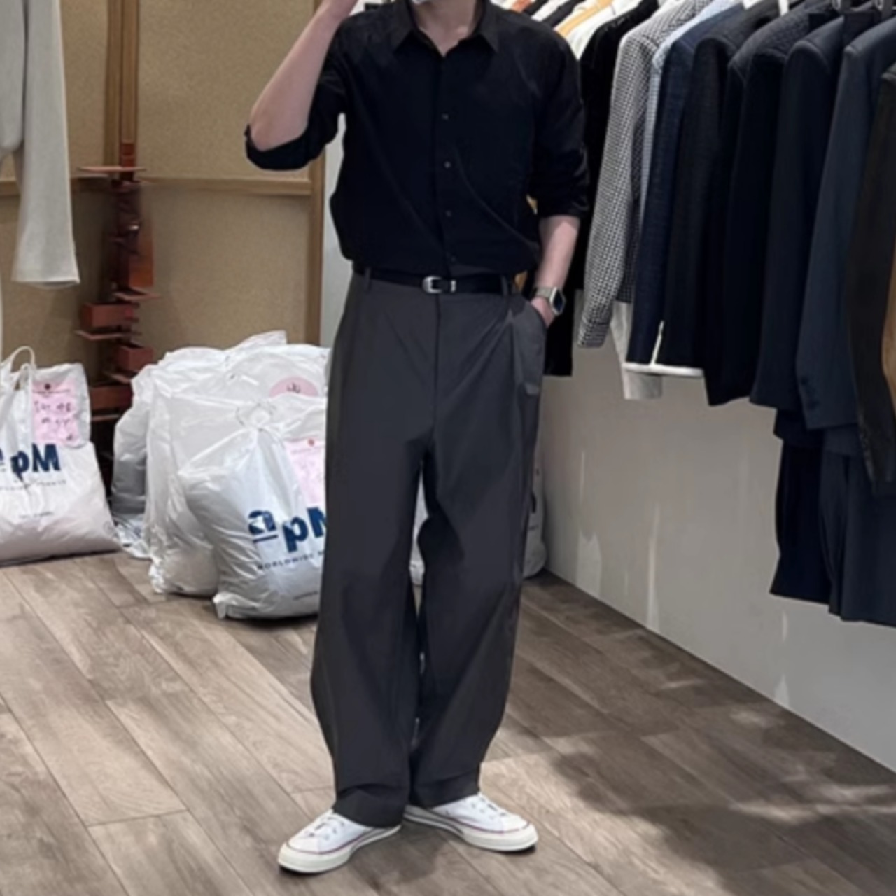 立体デザインプリーツ薄軽ルーズパンツ　0750