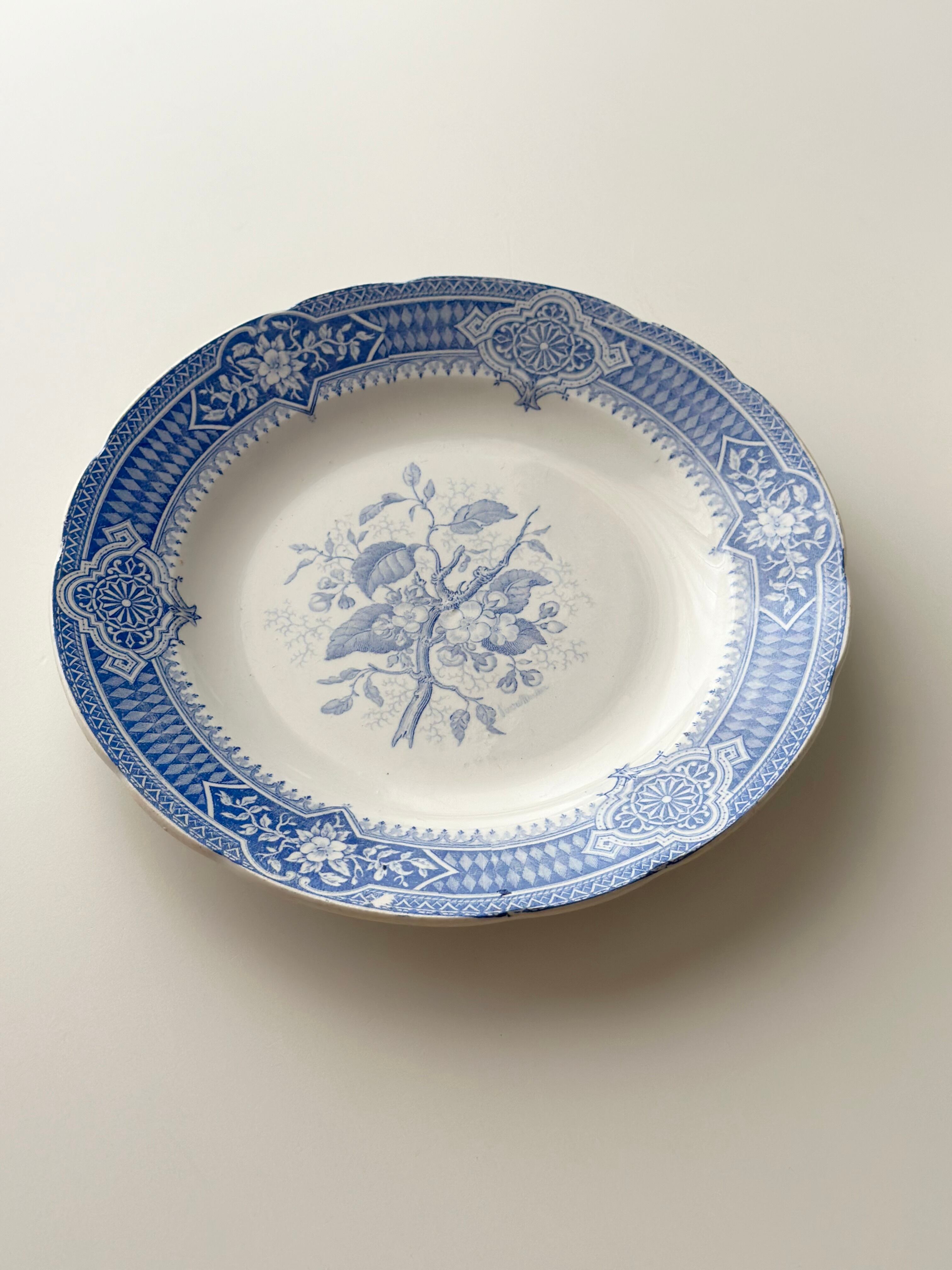 Pexonne ペクソンヌ / 青の草花の平皿プレート | VIRON antique