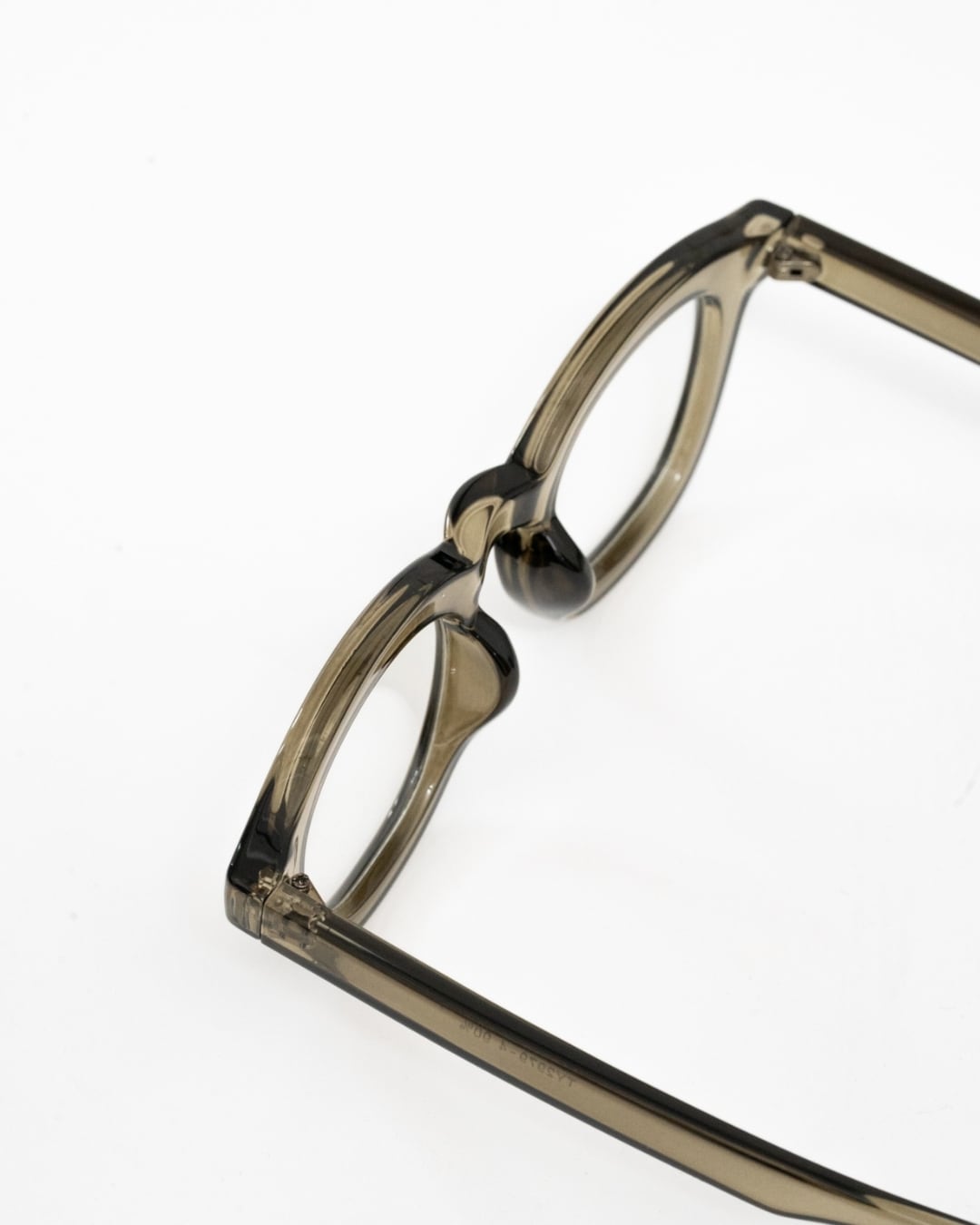 Chloe | olive×clear | GANIE