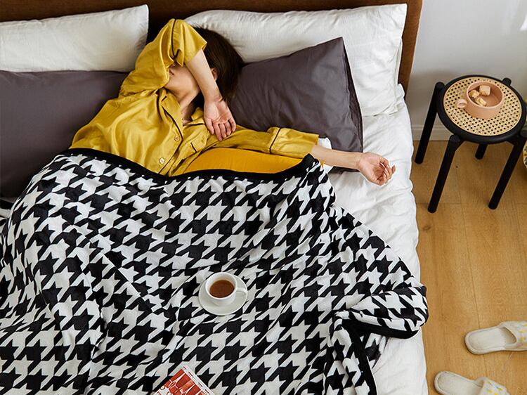 ブランケット 毛布 発熱 ひざ掛け 膝掛け 掛け毛布 フランネル あったか ふわふわ 洗える 抗菌 防臭 おしゃれ 北欧 My B006 Dreamhomes