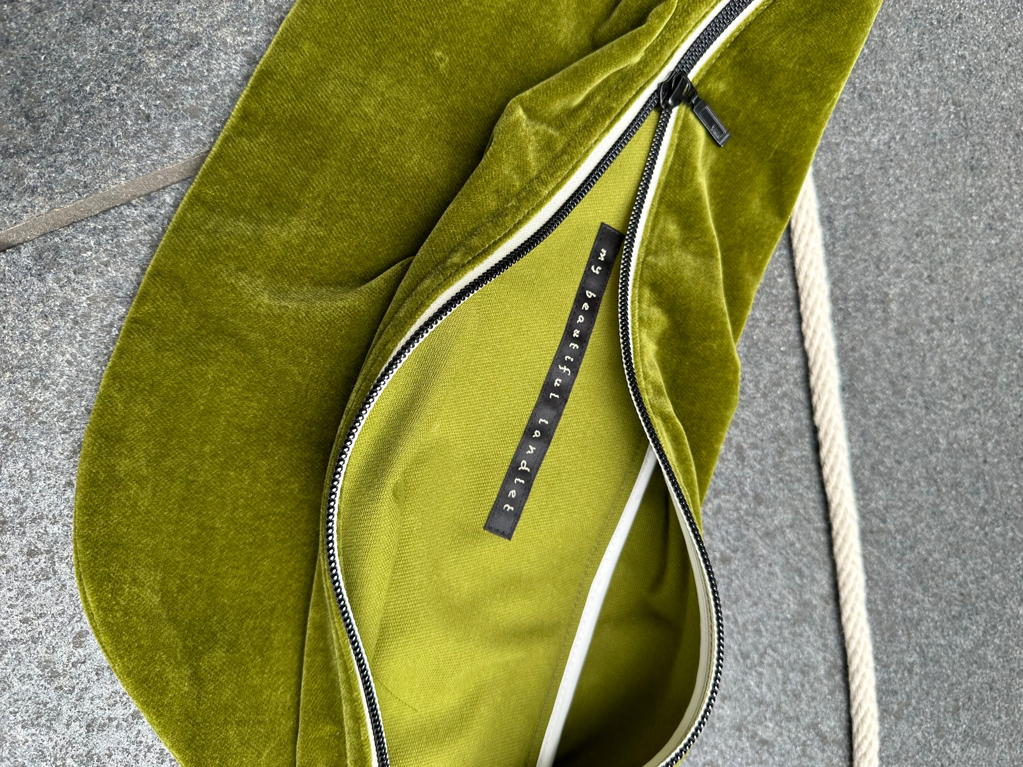 『my beautiful landlet』VELVET USED FINISH SHOULDER BAG / GREEN | SUKIKIRAI powered by BASE