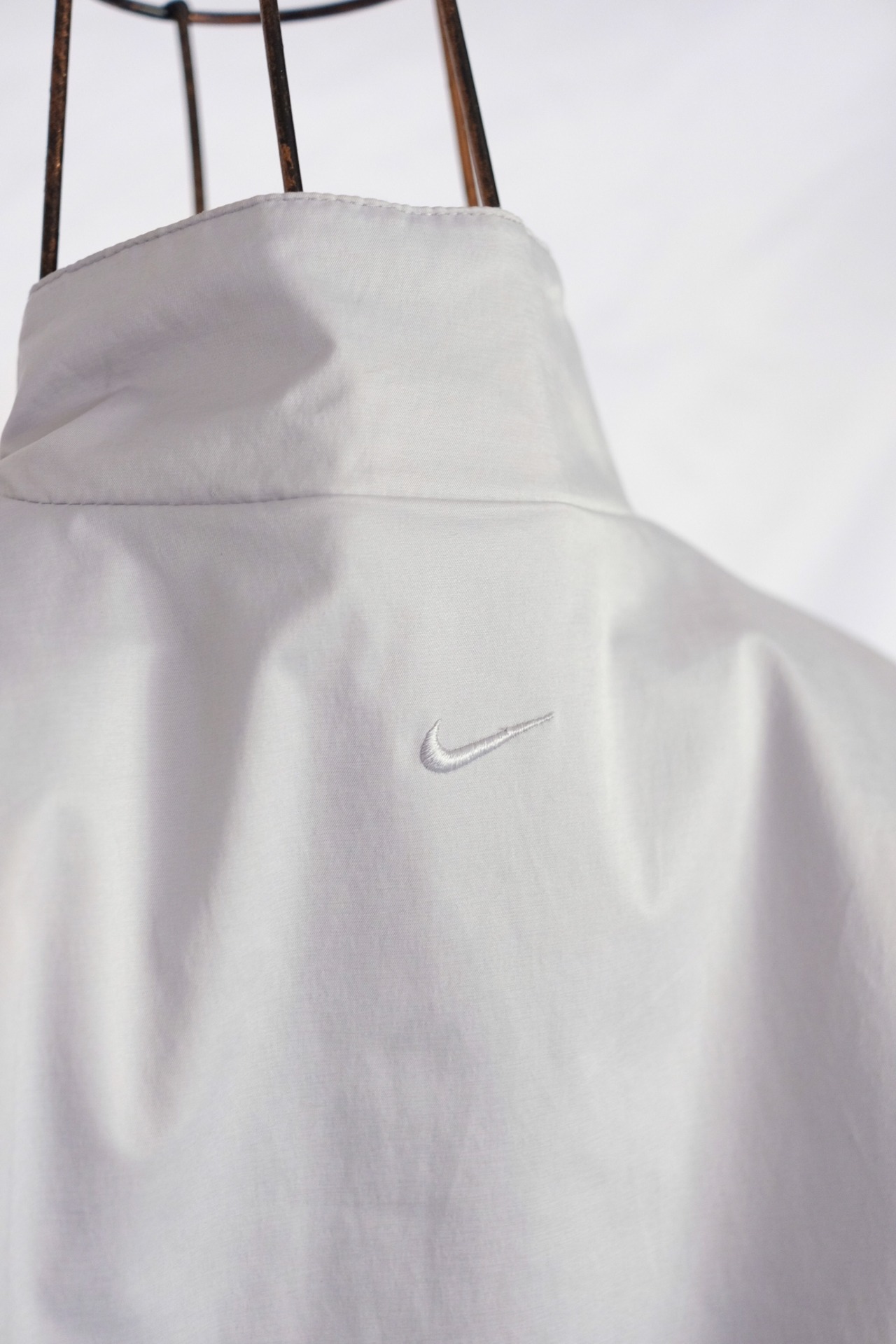“NIKE” pullover top