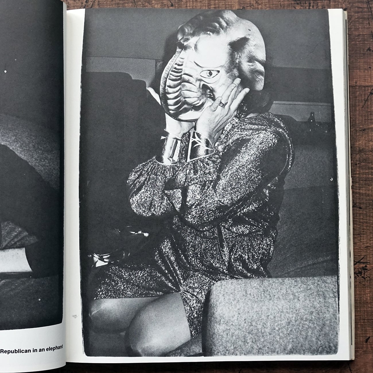 ANDY WARHOL'S EXPOSURES | タイムカプセル