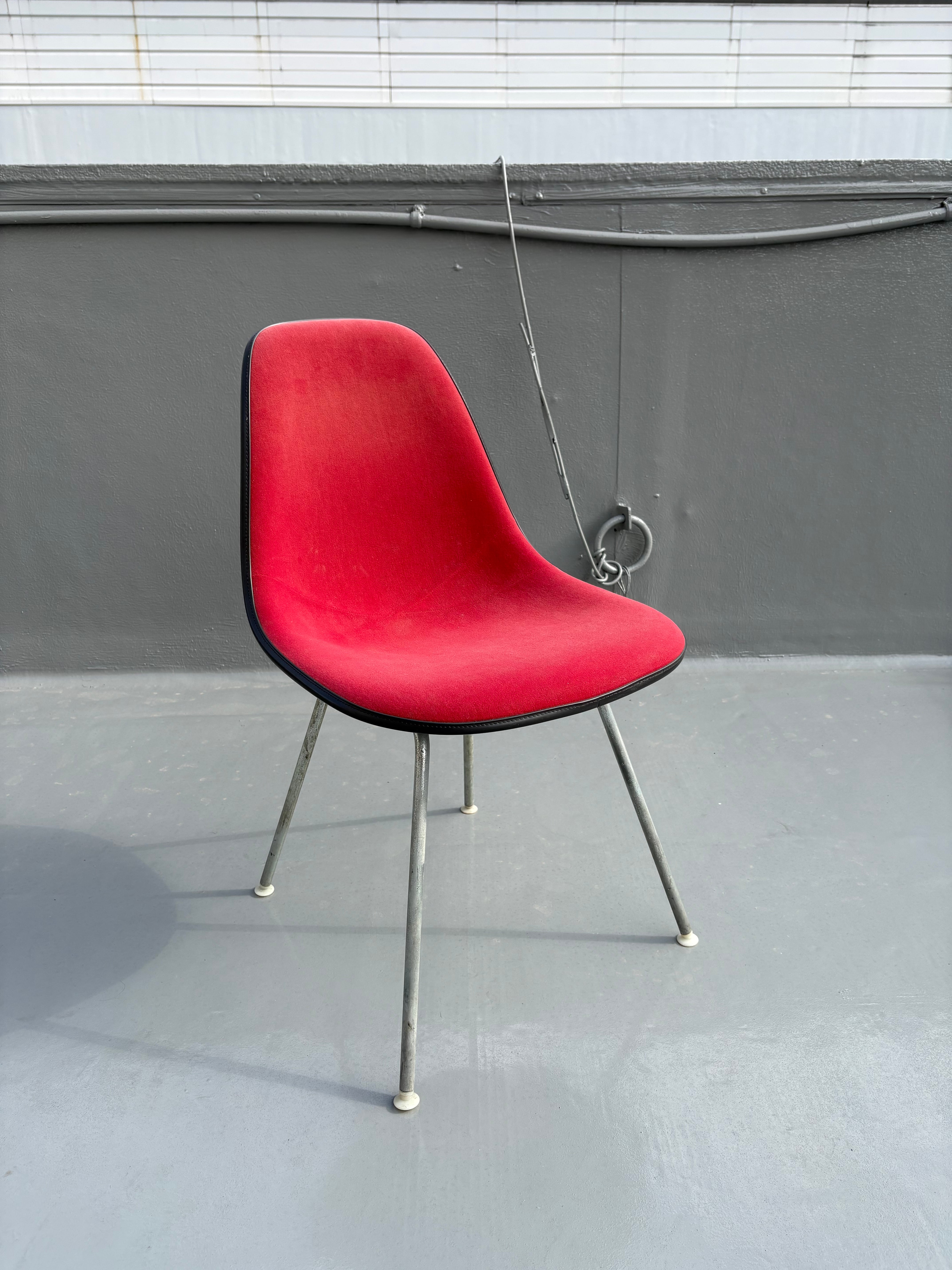 Vintage Effezeta Red Color High Chair Made In ITALY | OPERE