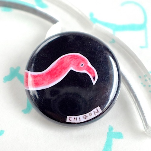 【CHIQON】ROUND  缶バッチ「フラミンゴ 」