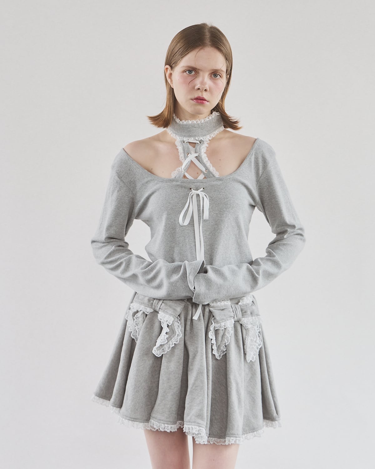 フリル付きレースアップニットトップス ニット セーター 「PHILLY」レースアップリブニットトップス