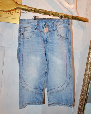 2000's cropped jeans