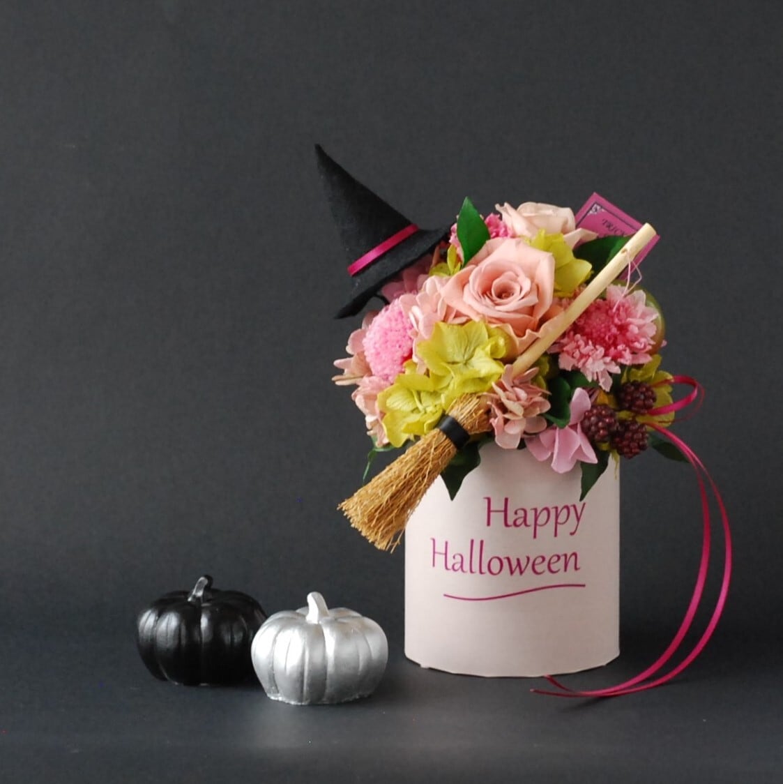 期間限定★魔女のハロウィンアレンジメント カシスピンク Mサイズ