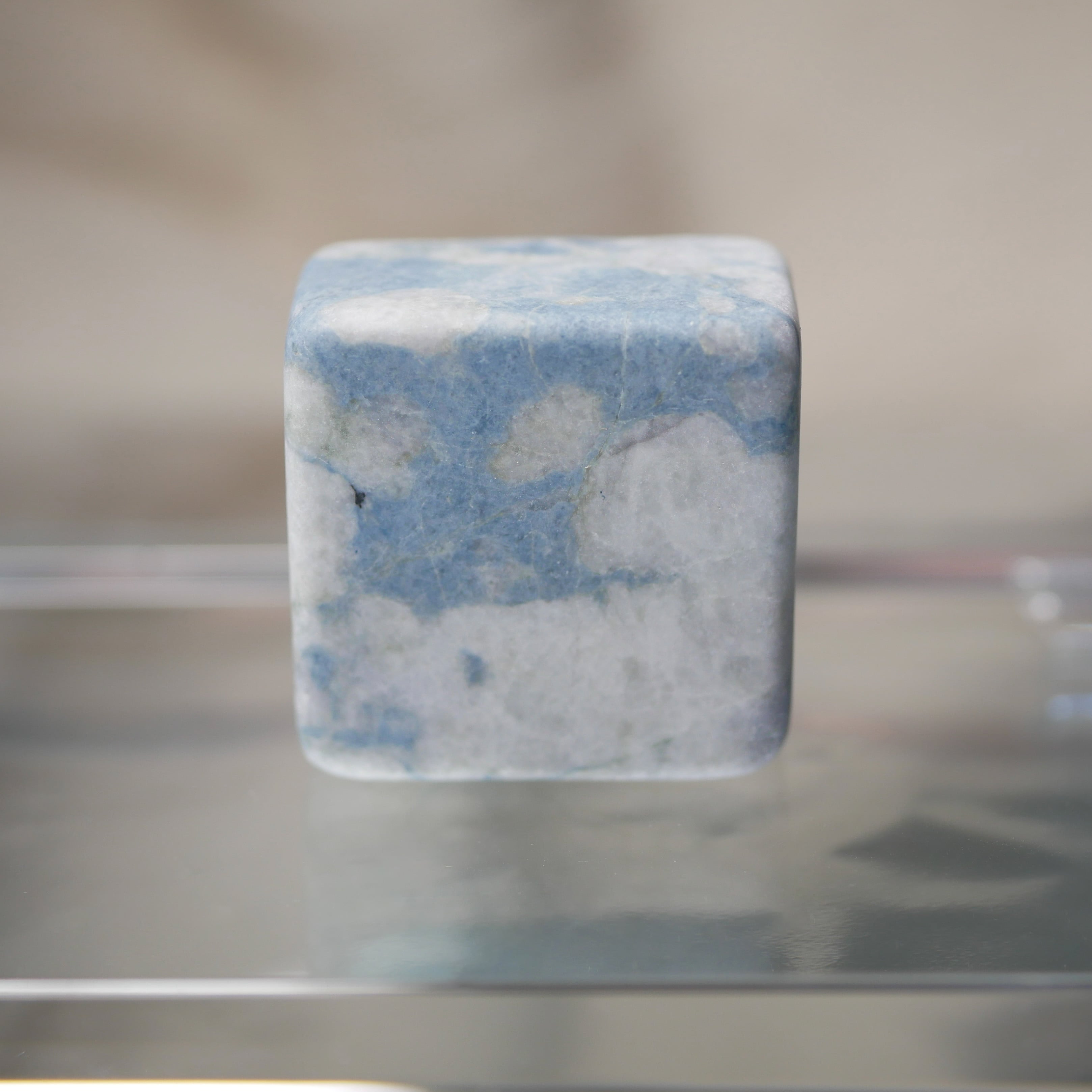 国産 横川翡翠 カット原石（hs062） | 気のせい