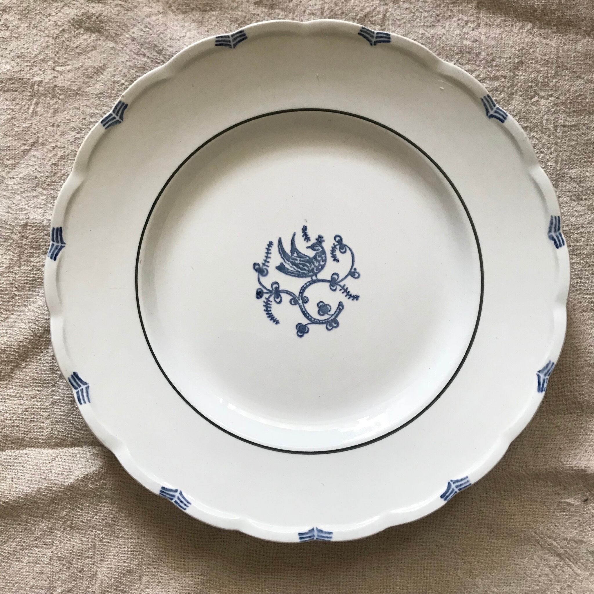 グスタフスベリ の鳥模様のプレート