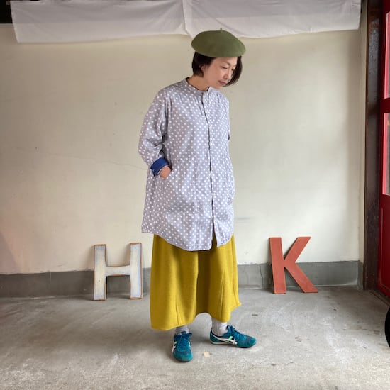 快晴堂 リングウール スカート オフ白 未着用未使用 美品 快晴堂 レディース スカート Girl'sリングウール 裾ダーツコロンとした