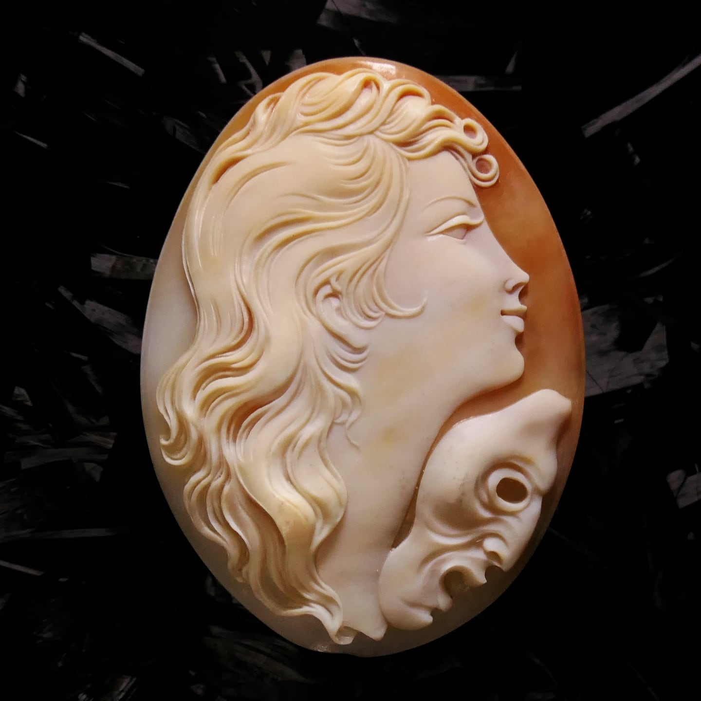 アントニオ・パルラーティ作 「流転する命」