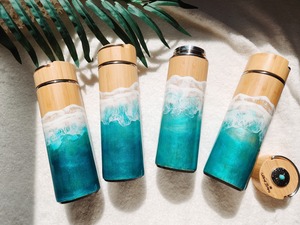 379.オーシャンレジンアート ステンレスボトル(ハッキリとした色味)