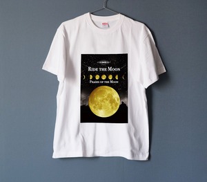 全3カラー・月の事柄が描かれた "RIDE THE MOON" Tシャツ WHITE（men&women）