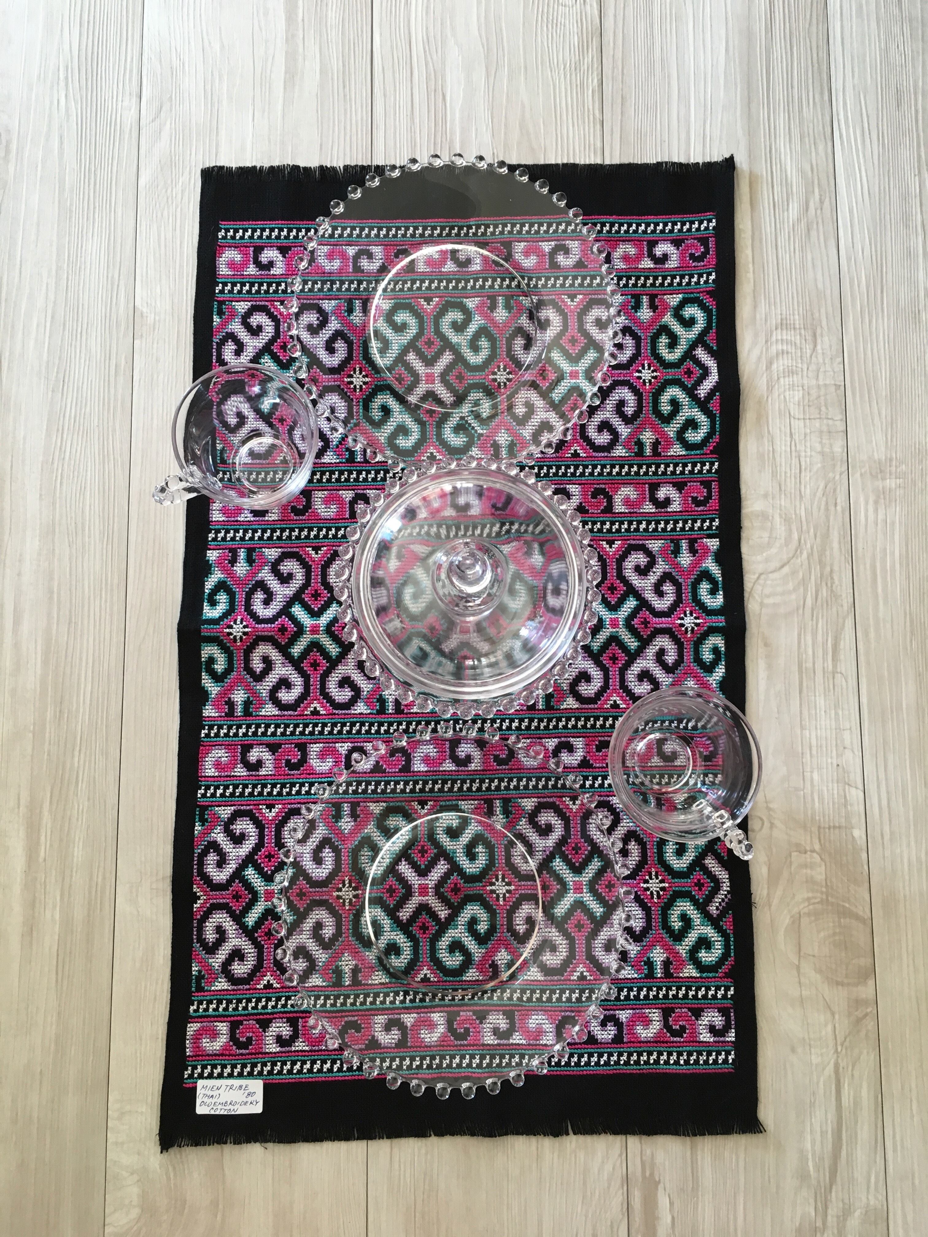 即納】ビンテージ（80') ヤオ族 (=ミェン族) 刺繍 ランチョンマット
