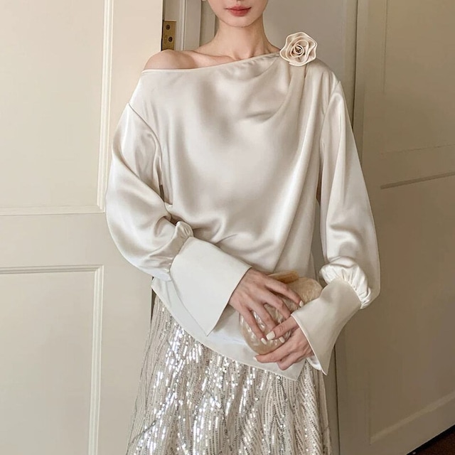 One shoulder satin blouse　M1684