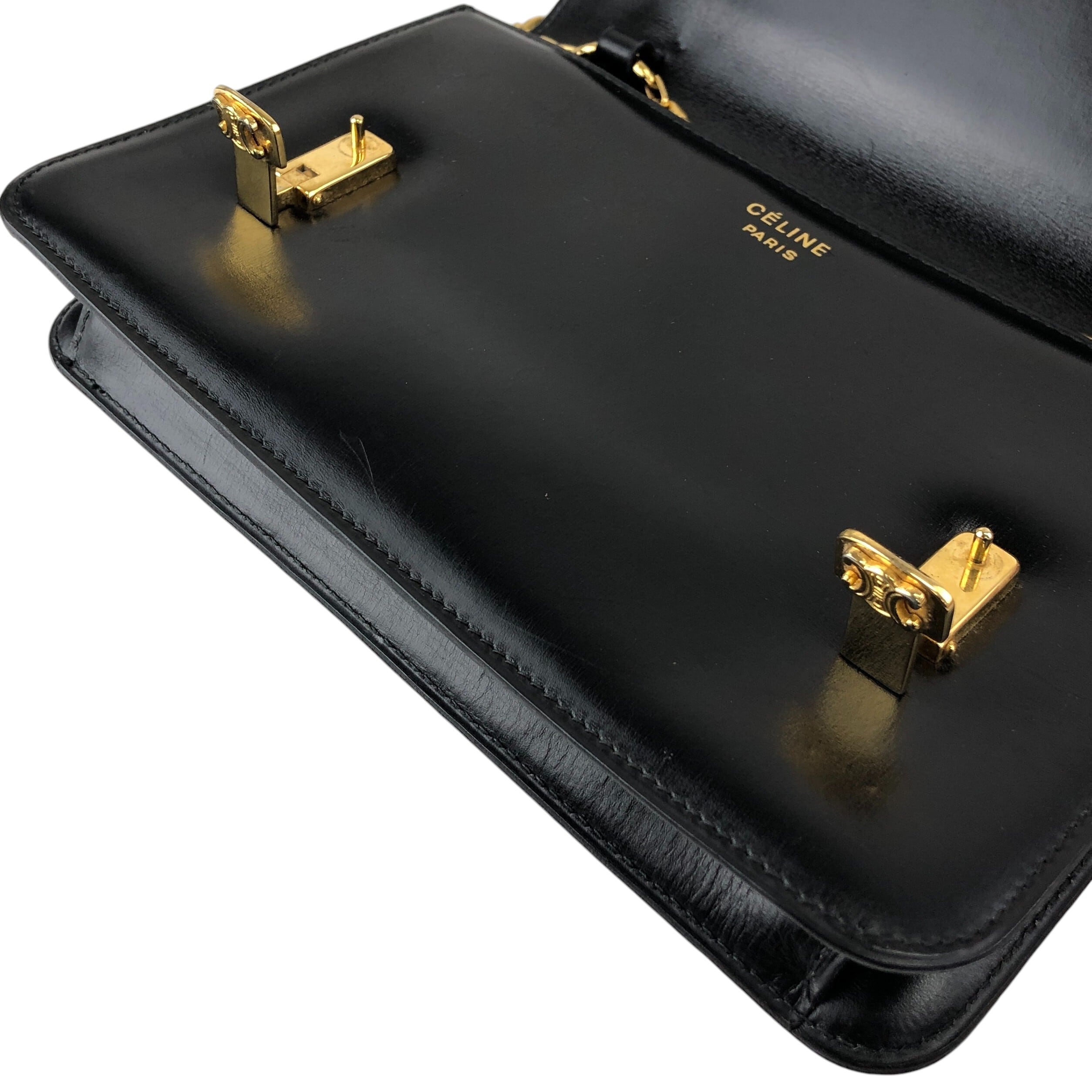 セリーヌ ヴィンテージ レザー ショルダーバッグ ロゴ トリオンフ ブラック CELINE セリーヌ ショルダーバッグ ブラック トリオンフ レザー
