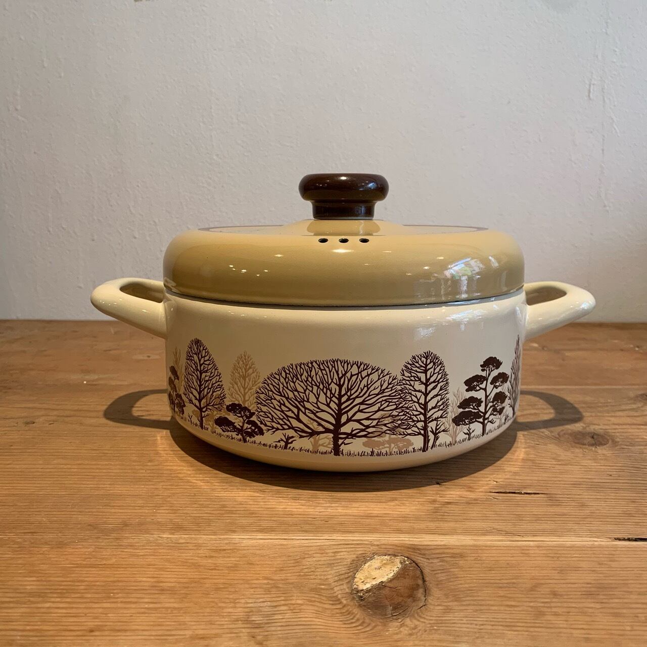 リアル風の木のシルエット柄 北欧風 ホーロー両手鍋 昭和レトロ EJIRY