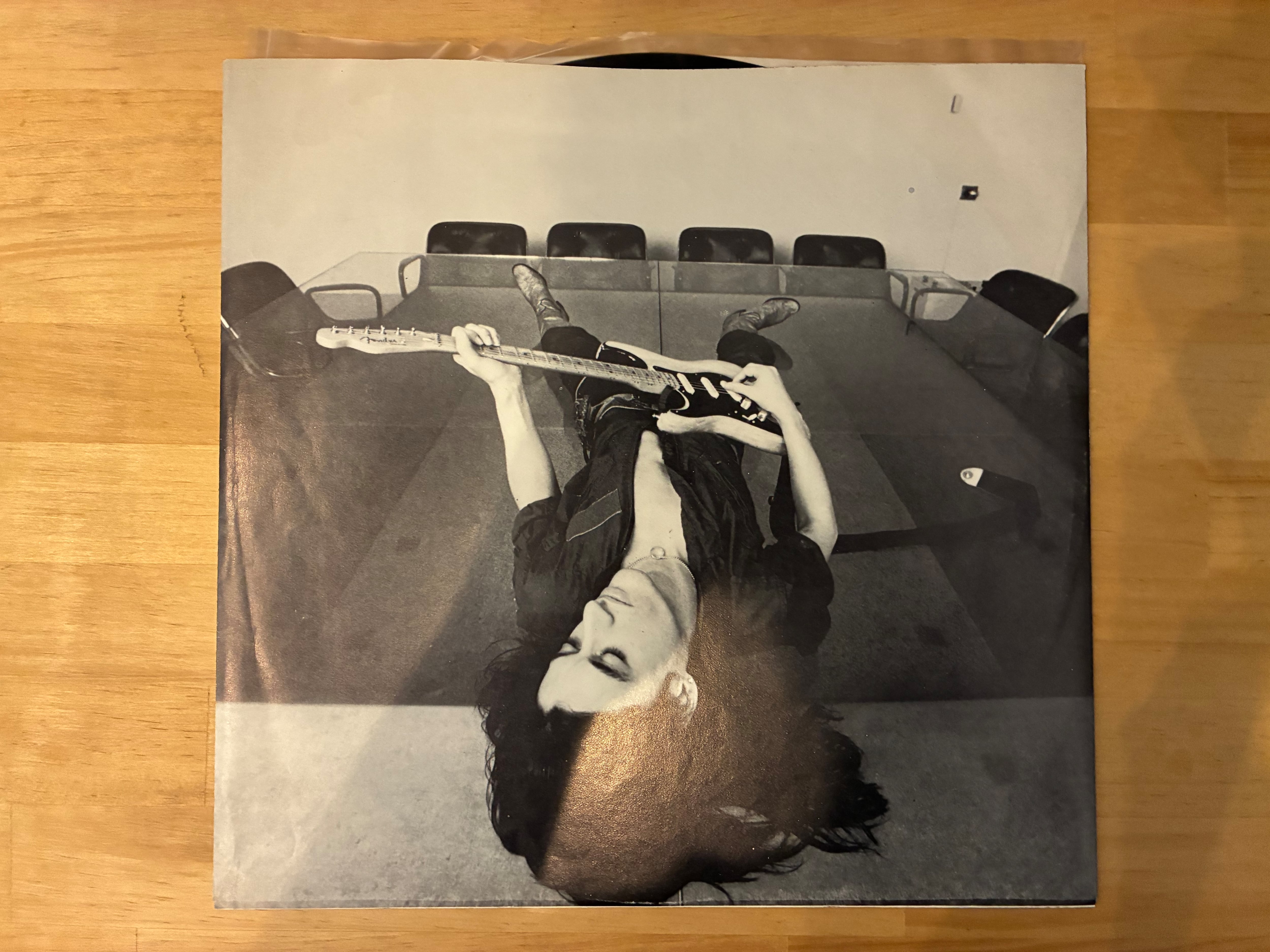 JOE PERRY / LET THE MUSIC DO THE TALKING | sixteen records