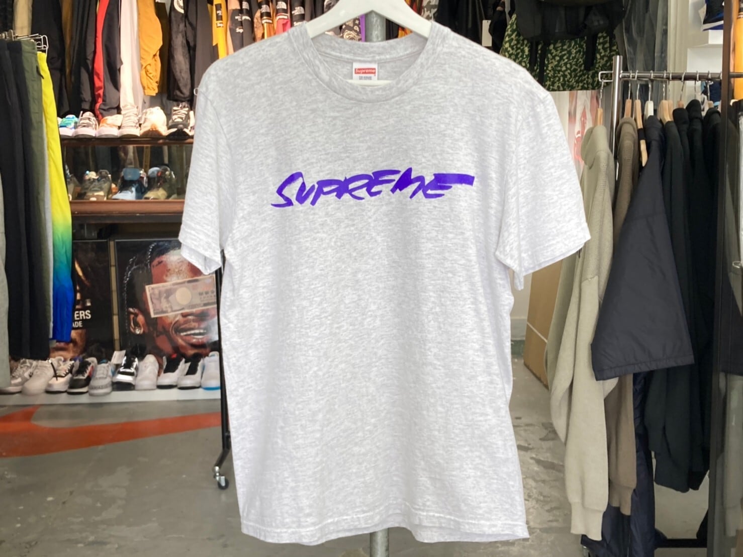 supreme Futura Logo Tee Ash Grey S - Tシャツ/カットソー(半袖/袖なし)