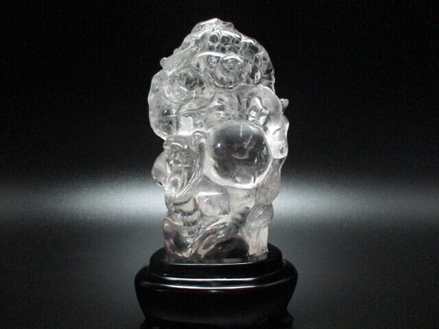 高級彫刻品　天然水晶龍　no,3