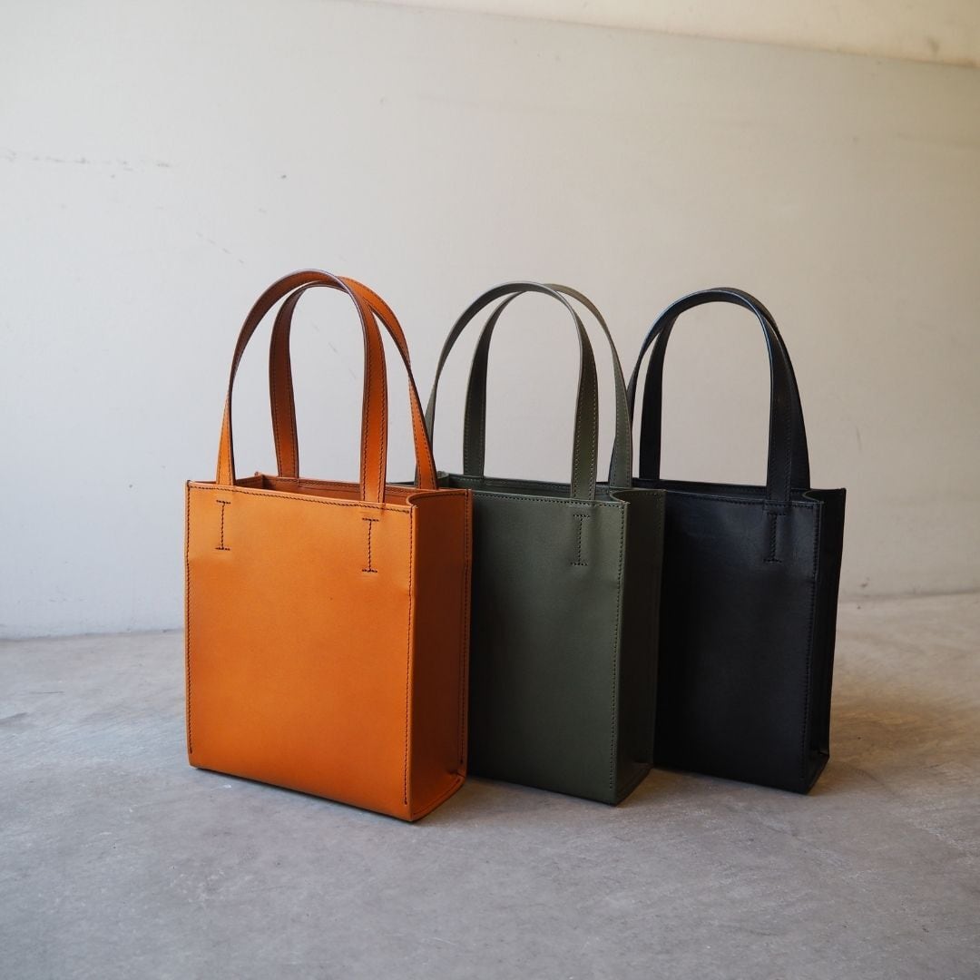 栃木レザー】本革トートバッグ(SS)〈Tote bag〉 | Atelier CuRelie 栃木レザー】本革トートバッグ(SS)〈Tote bag〉 | Atelier CuRelie