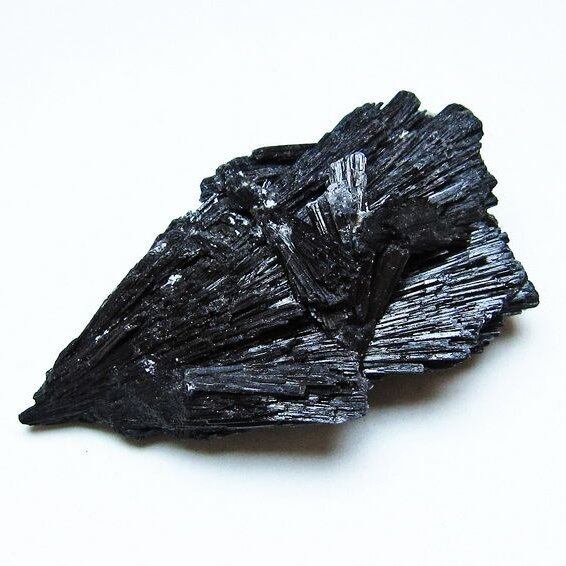 ブラック カイヤナイト 原石 一点物 171-7520